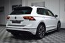USED 2018 68 VOLKSWAGEN TIGUAN 2.0 R-LINE TDI DSG 5d 148 BHP ELECTRIC TAILGATE / PAN ROOF