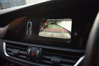 USED 2021 71 ALFA ROMEO GIULIA 2.0 TB VELOCE 4d 277 BHP PERFORMANCE PACK / VISCONTI