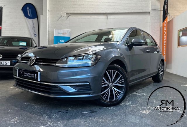 2019 19 Volkswagen Golf 1.6 SE NAVIGATION TDI DSG 5d 114 BHP