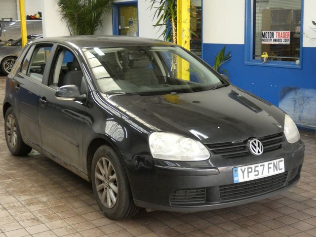 2007 57 Volkswagen Golf 1.6 MATCH FSI 5d 114 BHP