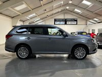 USED 2021 21 MITSUBISHI OUTLANDER 2.4 PHEV DYNAMIC SAFETY 5d 222 BHP 