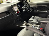 USED 2021 21 MITSUBISHI OUTLANDER 2.4 PHEV DYNAMIC SAFETY 5d 222 BHP 