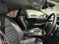 USED 2017 17 LEXUS IS 2.5 300H SPORT 4d 179 BHP SATNAV+PARKCAM+HEATED LEATHER