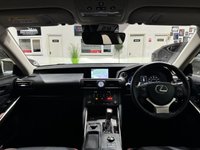 USED 2017 17 LEXUS IS 2.5 300H SPORT 4d 179 BHP SATNAV+PARKCAM+HEATED LEATHER