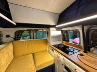 USED 2020 70 NISSAN e-NV200 E TEKNA 40KW CAMPERVAN 108 BHP VERY HIGH SPECIFICATION CAMPER