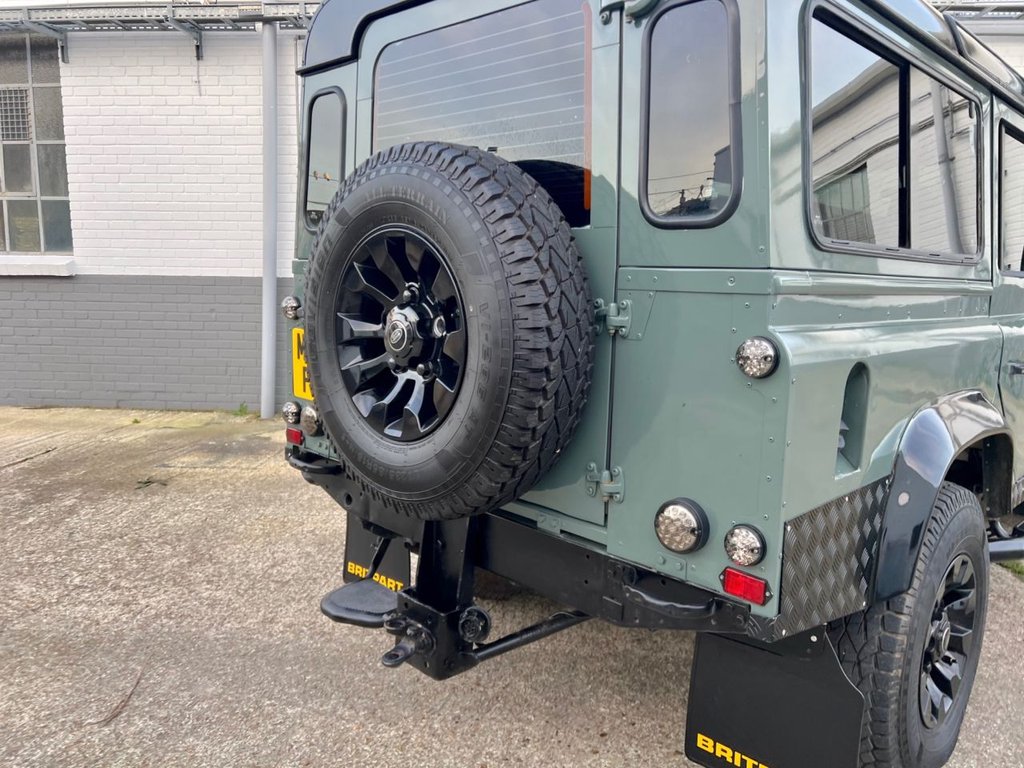 USED 1995 M LAND ROVER DEFENDER 110 300TDI // 2.5 // LHD // EXPORT // 9 SEATS // PX SWAP 