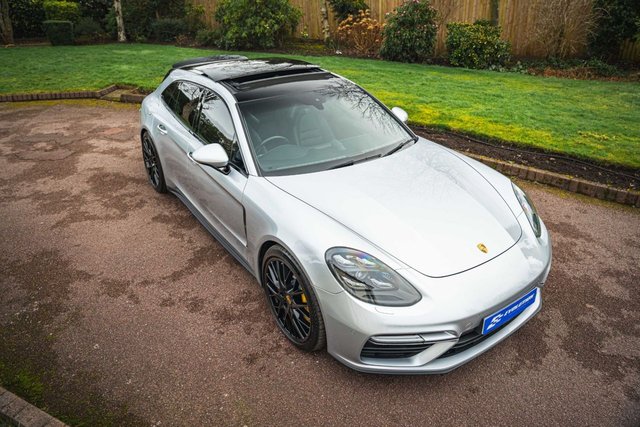 View our PORSCHE PANAMERA