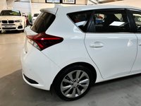 USED 2016 66 TOYOTA AURIS 1.2 VVT-I EXCEL 5d 114 BHP 
