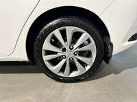 USED 2016 66 TOYOTA AURIS 1.2 VVT-I EXCEL 5d 114 BHP 