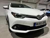 USED 2016 66 TOYOTA AURIS 1.2 VVT-I EXCEL 5d 114 BHP 