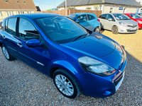USED 2010 60 RENAULT CLIO 1.1 DYNAMIQUE TOMTOM 16V 5d 74 BHP Great Value Clio With Sat Nav - Stunning Example
