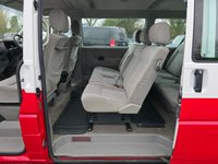 USED 2000 W VOLKSWAGEN CARAVELLE 2.5 TDI Variant SWB 8 Seater in red/white, 121,000 miles, full respray, new wheels, engine & gearbox overhaul, auto, A/C, Bluetooth. NO VAT! APPROVED CARS AND FINANCE ARE PLEASED TO OFFER THIS VOLKSWAGEN CARAVELLE 2.5 VARIANT 8STR SWB TDI 101 BHP IN RED AND WHITE , COMPLETE BODYWORK RESPRAY OF NEW PAINT IN  TWO TONE RED AND WHITE AND NEW WHEELS WITH A ENGINE AND GEARBOX OVERHAUL WITH 121,000 MILES AND A SERVICE HISTORY, 2 OWNER FROM NEW, WITH A GREAT SPEC SUCH AS A FULLY AUTOMATIC GEARBOX, BLUETOOTH CONNECTIVITY, AIR CONDITIONING, AFTERMARKET HEADUNIT, ELECTRIC WINDOWS, HEATED REAR SCREEN, POWER STEERING, STEEL WHEELS, CLOTH INTERIOR