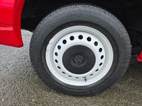 USED 2000 W VOLKSWAGEN CARAVELLE 2.5 TDI Variant SWB 8 Seater in red/white, 121,000 miles, full respray, new wheels, engine & gearbox overhaul, auto, A/C, Bluetooth. NO VAT! APPROVED CARS AND FINANCE ARE PLEASED TO OFFER THIS VOLKSWAGEN CARAVELLE 2.5 VARIANT 8STR SWB TDI 101 BHP IN RED AND WHITE , COMPLETE BODYWORK RESPRAY OF NEW PAINT IN  TWO TONE RED AND WHITE AND NEW WHEELS WITH A ENGINE AND GEARBOX OVERHAUL WITH 121,000 MILES AND A SERVICE HISTORY, 2 OWNER FROM NEW, WITH A GREAT SPEC SUCH AS A FULLY AUTOMATIC GEARBOX, BLUETOOTH CONNECTIVITY, AIR CONDITIONING, AFTERMARKET HEADUNIT, ELECTRIC WINDOWS, HEATED REAR SCREEN, POWER STEERING, STEEL WHEELS, CLOTH INTERIOR