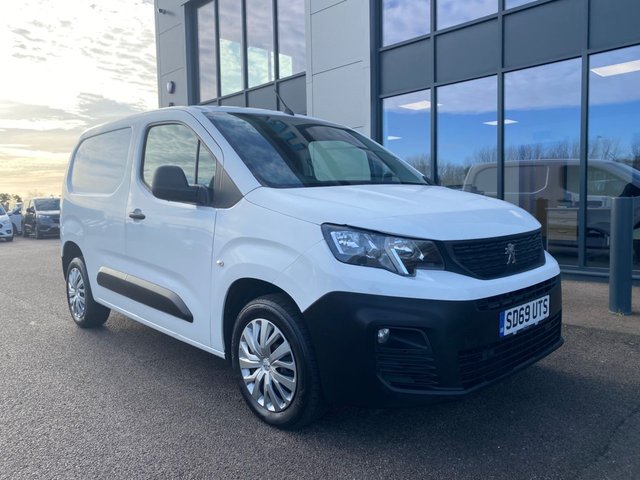 2019 69 Peugeot Partner 1.5 PROFESSIONAL 102PS  NEW MODEL AIRCON