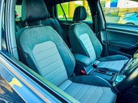 USED 2016 66 VOLKSWAGEN GOLF 2.0 R LINE EDITION TDI BLUEMOTION TECHNOLOGY 5d 148 BHP 