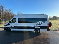 USED 2016 16 VOLKSWAGEN CRAFTER VOLKSWAGEN 4 BERTH LUXURY CAMPERVAN 2.0 CR35 TDI H/R P/V 135 BHP CENTRAL HEATING & TOILET & SHOWER
