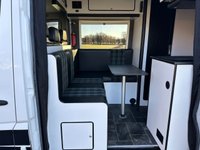 USED 2016 16 VOLKSWAGEN CRAFTER VOLKSWAGEN 4 BERTH LUXURY CAMPERVAN 2.0 CR35 TDI H/R P/V 135 BHP CENTRAL HEATING & TOILET & SHOWER