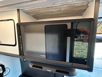 USED 2016 16 VOLKSWAGEN CRAFTER VOLKSWAGEN 4 BERTH LUXURY CAMPERVAN 2.0 CR35 TDI H/R P/V 135 BHP CENTRAL HEATING & TOILET & SHOWER