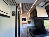 USED 2016 16 VOLKSWAGEN CRAFTER VOLKSWAGEN 4 BERTH LUXURY CAMPERVAN 2.0 CR35 TDI H/R P/V 135 BHP CENTRAL HEATING & TOILET & SHOWER