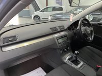 USED 2011 11 VOLKSWAGEN PASSAT 2.0 TDI R-Line Estate 5dr Diesel Manual Euro 5 (110 ps) Cruise,Low Mileage,8 Services