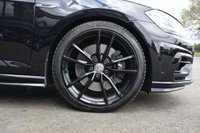 USED 2019 19 VOLKSWAGEN GOLF 2.0 R TSI 4MOTION DSG 5d 296 BHP PAN ROOF / PRO NAV / LEATHER