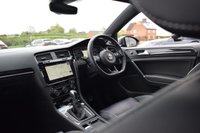 USED 2019 19 VOLKSWAGEN GOLF 2.0 R TSI 4MOTION DSG 5d 296 BHP PAN ROOF / PRO NAV / LEATHER