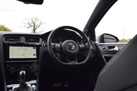 USED 2019 19 VOLKSWAGEN GOLF 2.0 R TSI 4MOTION DSG 5d 296 BHP PAN ROOF / PRO NAV / LEATHER