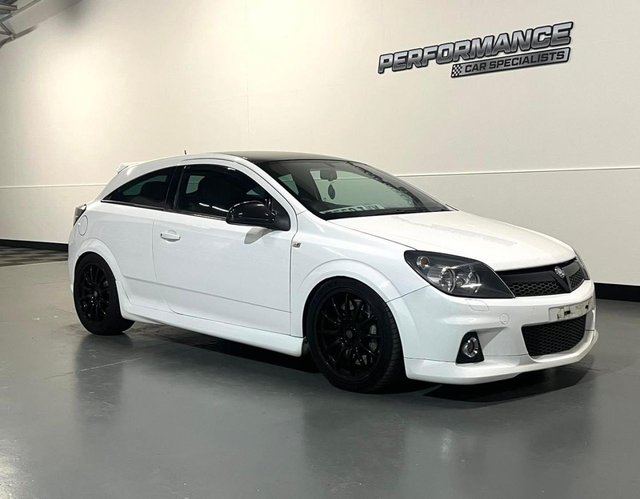 2010 60 Vauxhall Astra 2.0 VXR ARCTIC EDITION 3d 236 BHP