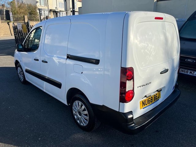 2018 PEUGEOT PARTNER - Photo 6