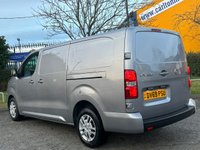 USED 2020 69 VAUXHALL VIVARO 2.0 L2 LWB H1 3100 SPORTIVE S/S 121 BHP T/SLD EURO 6 Stunning Example Throughout