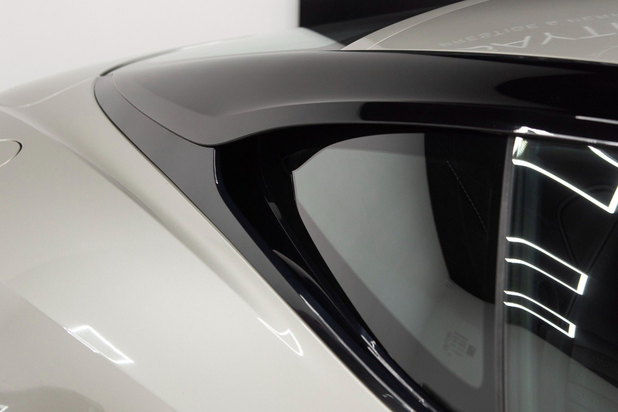USED 2022 22 ASTON MARTIN DB11 4.0 V8 