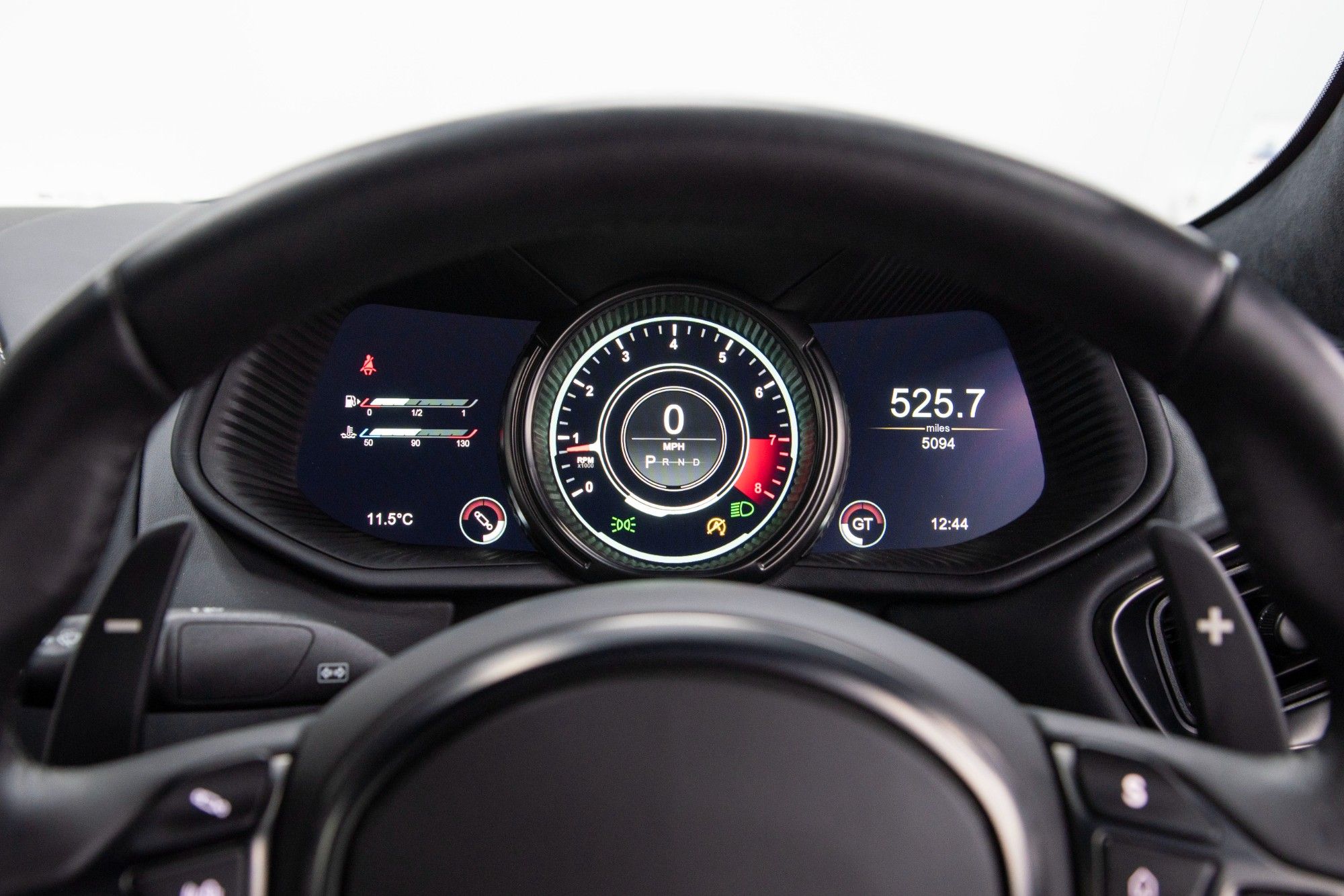 USED 2022 22 ASTON MARTIN DB11 4.0 V8 