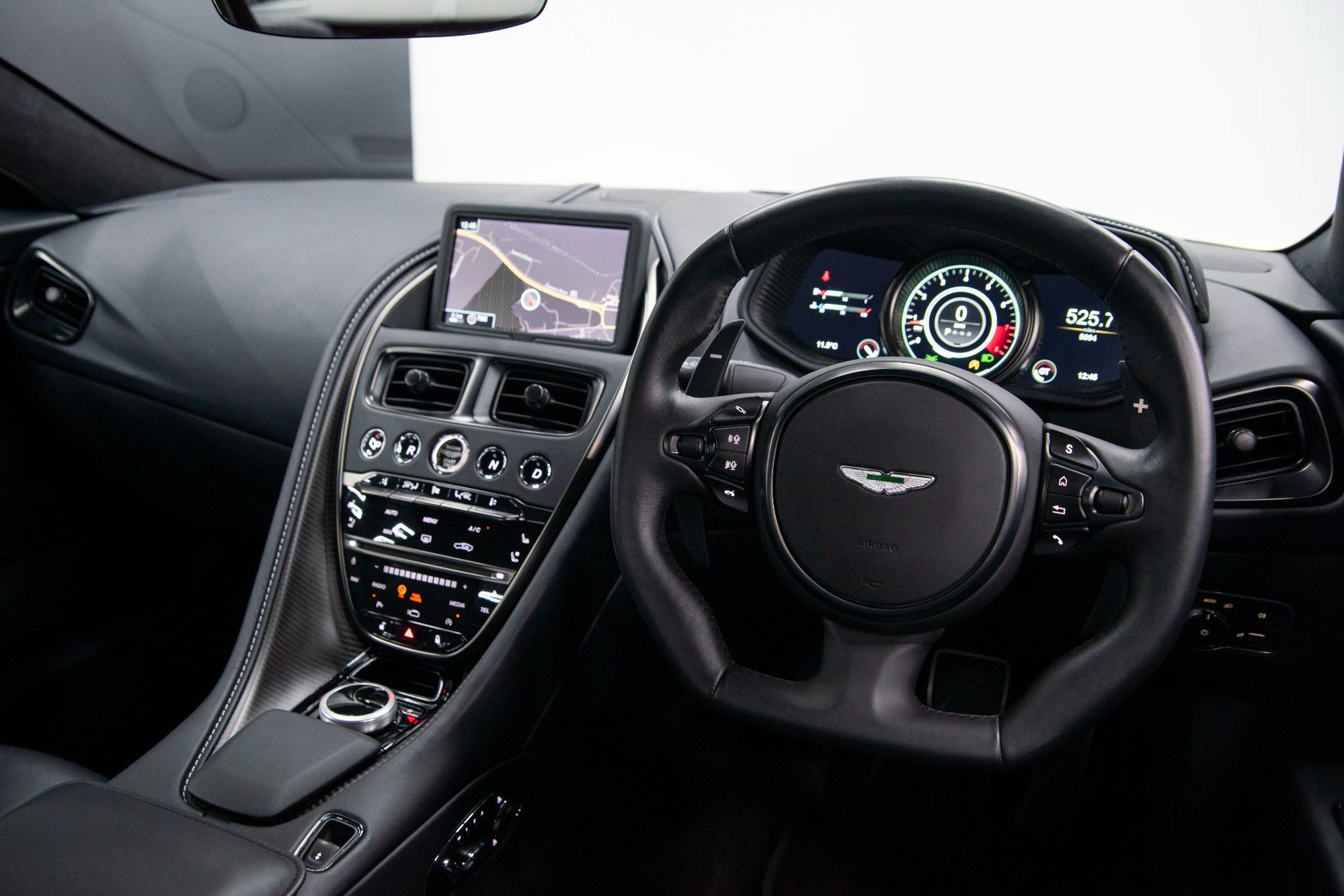 USED 2022 22 ASTON MARTIN DB11 4.0 V8 