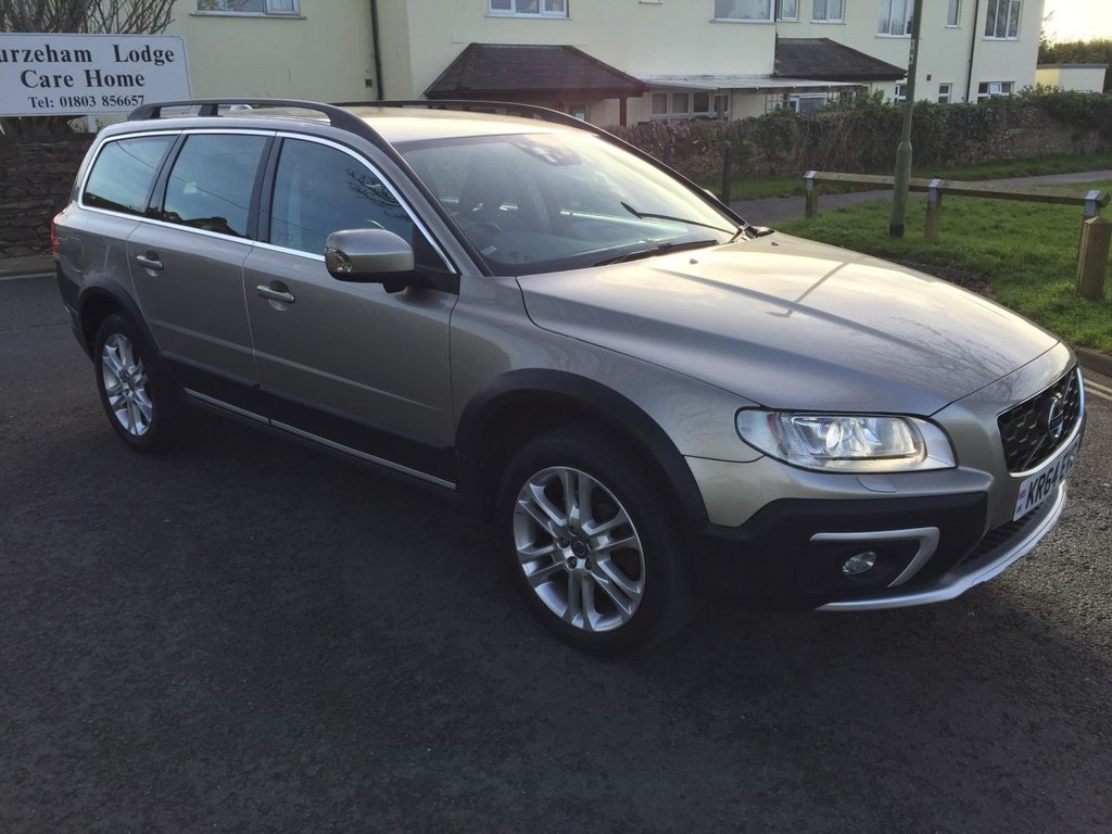 USED 2014 64 VOLVO XC70 2.4 D5 SE LUX NAV AWD 5d 212 BHP DRIVERS SUPPORT PACK FAMILY PACK