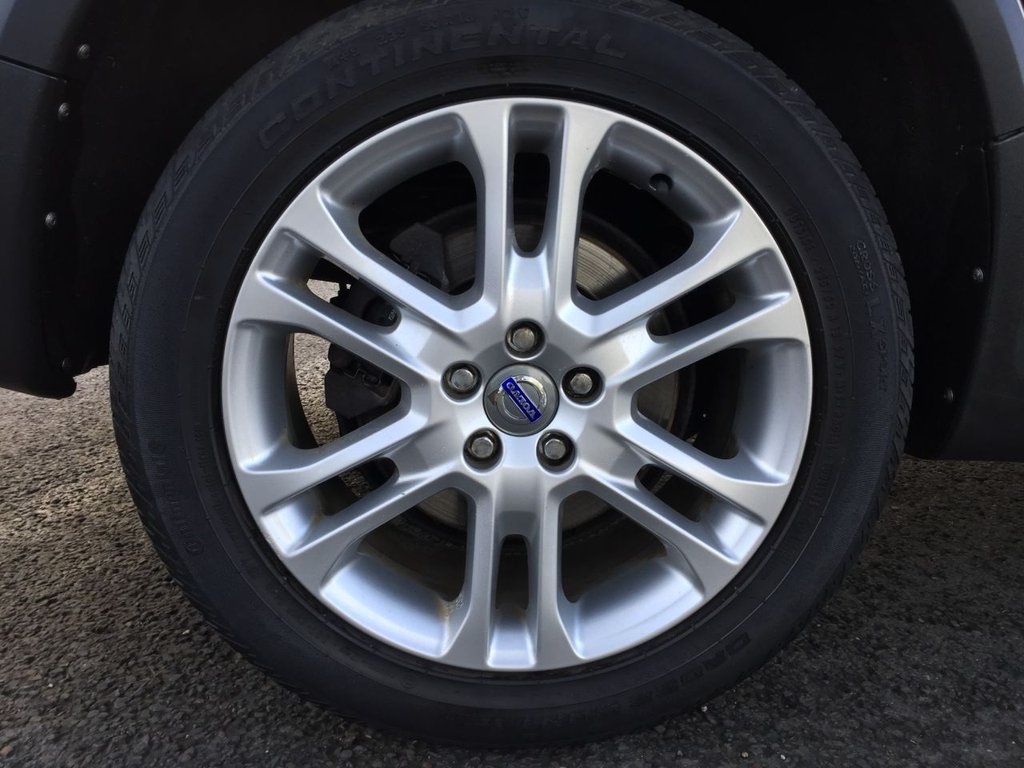 USED 2014 64 VOLVO XC70 2.4 D5 SE LUX NAV AWD 5d 212 BHP DRIVERS SUPPORT PACK FAMILY PACK