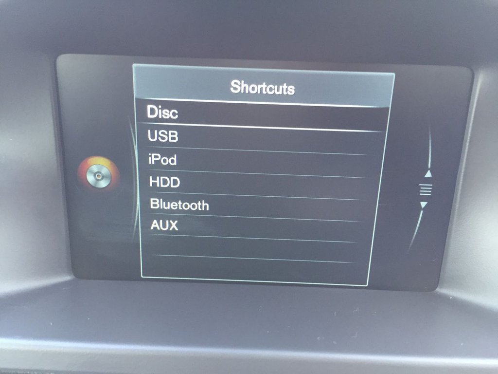 USED 2014 64 VOLVO XC70 2.4 D5 SE LUX NAV AWD 5d 212 BHP DRIVERS SUPPORT PACK FAMILY PACK