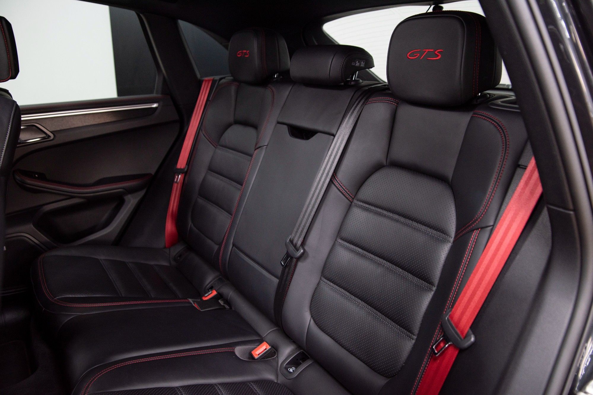 USED 2018 18 PORSCHE MACAN 3.0 GTS PDK 