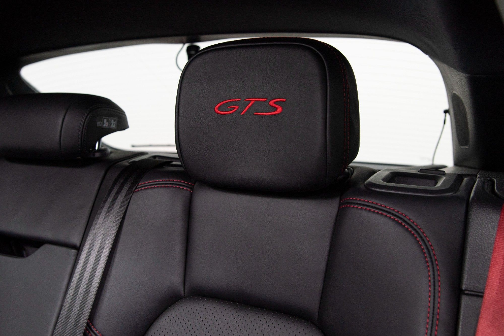 USED 2018 18 PORSCHE MACAN 3.0 GTS PDK 