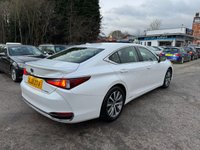USED 2021 21 LEXUS ES 2.5 300H 4d 215 BHP 