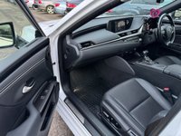 USED 2021 21 LEXUS ES 2.5 300H 4d 215 BHP 