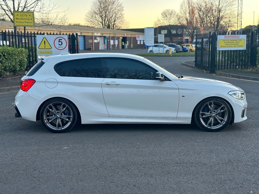 2016 BMW 1 Series M140i £15,995