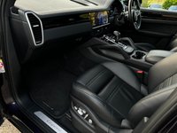 USED 2019 19 PORSCHE CAYENNE 3.0 V6 TIPTRONIC S 5d 340 BHP 