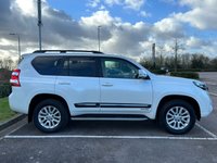 USED 2015 15 TOYOTA LAND CRUISER 3.0 D-4D INVINCIBLE 5d 188 BHP SAT NAV / HEATED SEATS