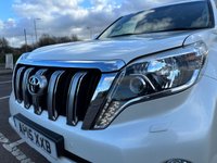 USED 2015 15 TOYOTA LAND CRUISER 3.0 D-4D INVINCIBLE 5d 188 BHP SAT NAV / HEATED SEATS