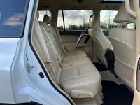 USED 2015 15 TOYOTA LAND CRUISER 3.0 D-4D INVINCIBLE 5d 188 BHP SAT NAV / HEATED SEATS