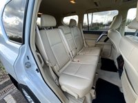 USED 2015 15 TOYOTA LAND CRUISER 3.0 D-4D INVINCIBLE 5d 188 BHP SAT NAV / HEATED SEATS