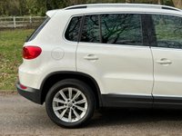 USED 2012 62 VOLKSWAGEN TIGUAN 2.0 SE TDI BLUEMOTION TECHNOLOGY 4MOTION DSG 5d 138 BHP 