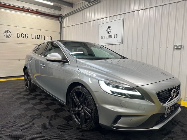 2018 18 Volvo V40 2.0 D4 R-DESIGN PRO 5d 188 BHP