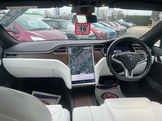 2017 TESLA MODEL S - Photo 6