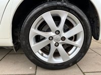 USED 2014 64 TOYOTA YARIS 1.5 HYBRID EXCEL 5d 73 BHP Glass Roof + Smart Pack